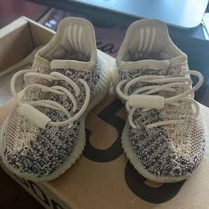 Yeezy Boost 350 V2 Infant